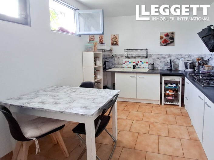 Image No.9-3 Bed House for sale