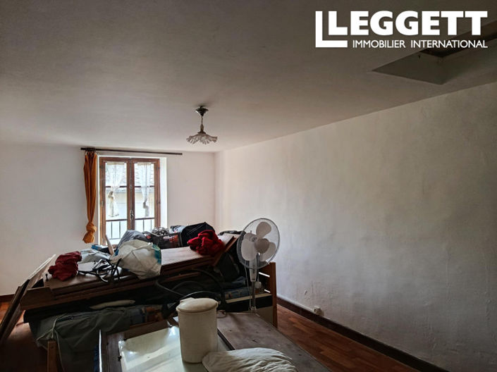 Image No.4-2 Bed House for sale