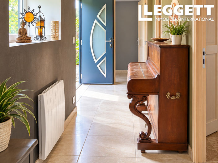Image No.7-3 Bed House for sale