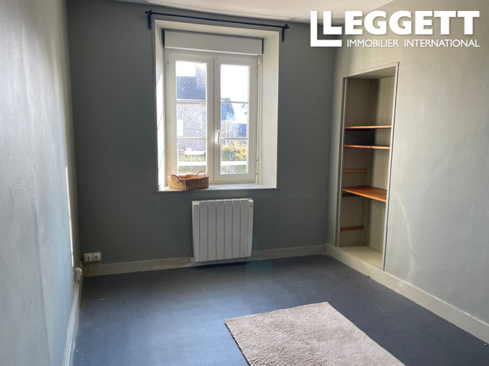 Image No.10-3 Bed House for sale