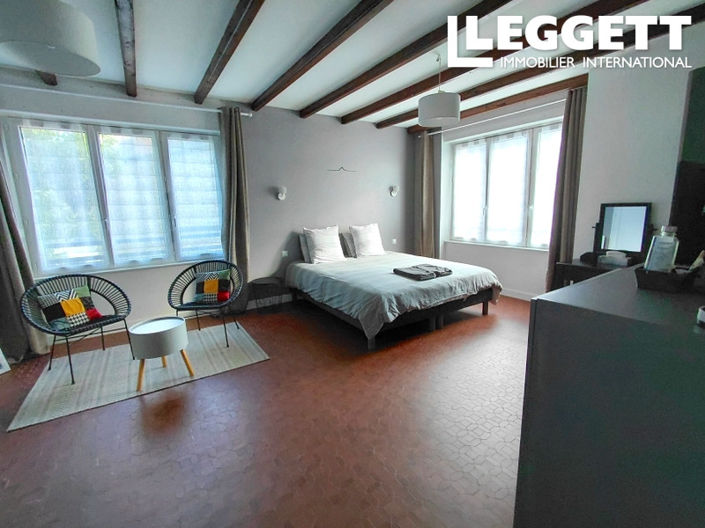 Image No.8-11 Bed House for sale
