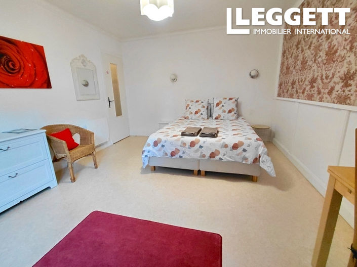 Image No.9-11 Bed House for sale
