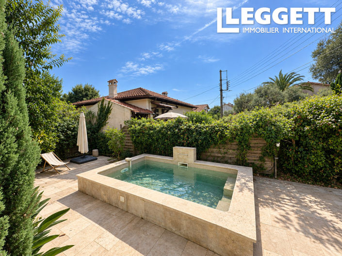Image No.2-4 Bed House for sale