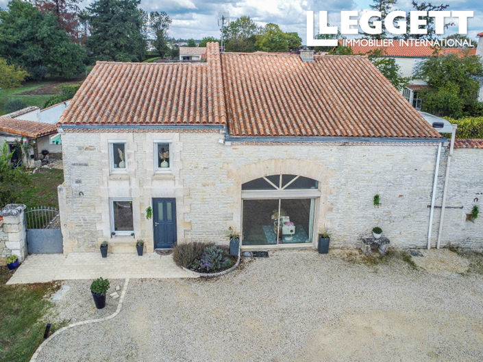 Image No.2-4 Bed House for sale