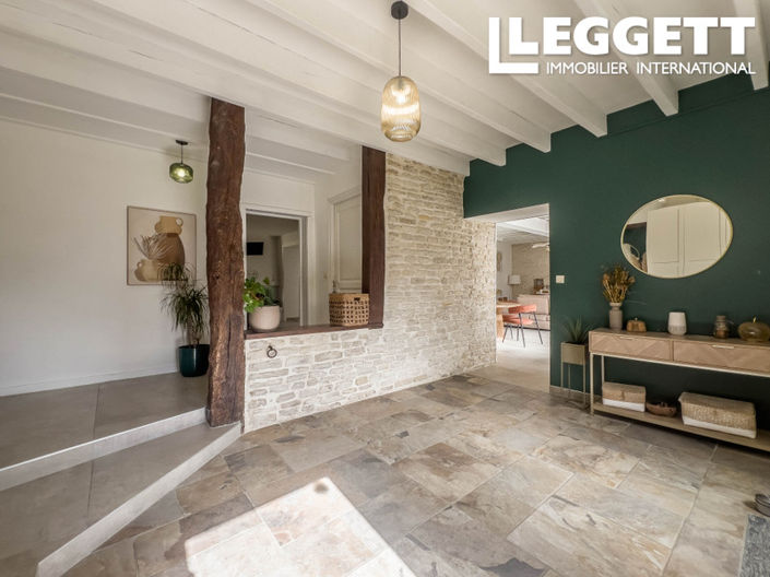 Image No.6-4 Bed House for sale