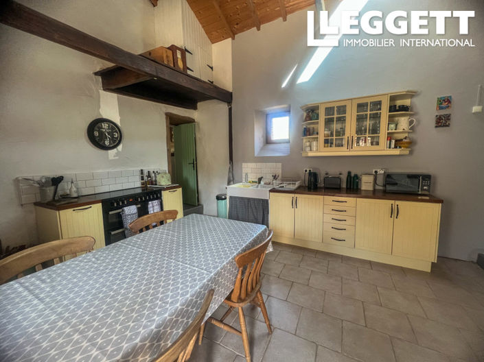 Image No.2-3 Bed House for sale