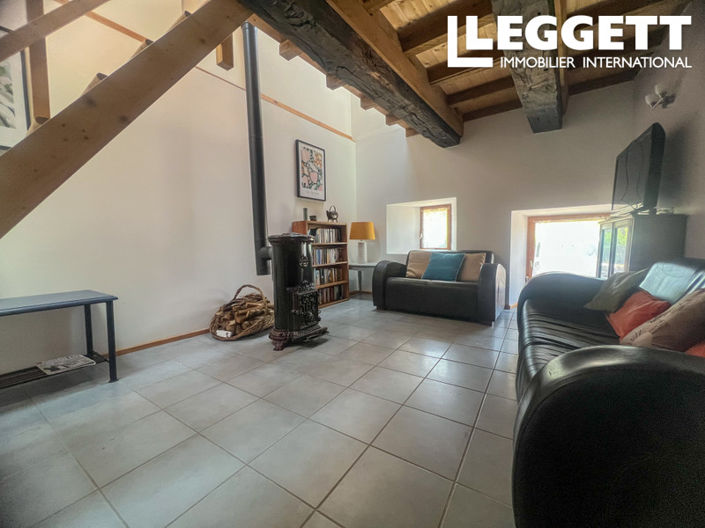Image No.8-3 Bed House for sale