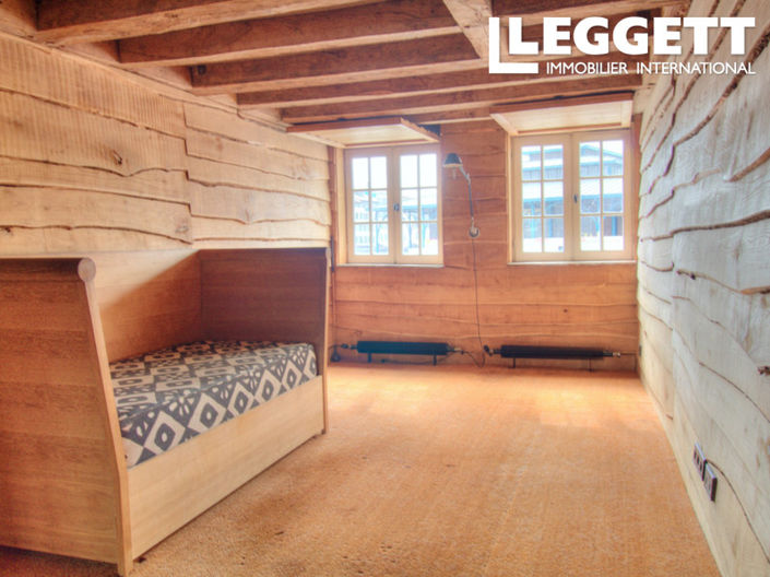 Image No.3-4 Bed House for sale