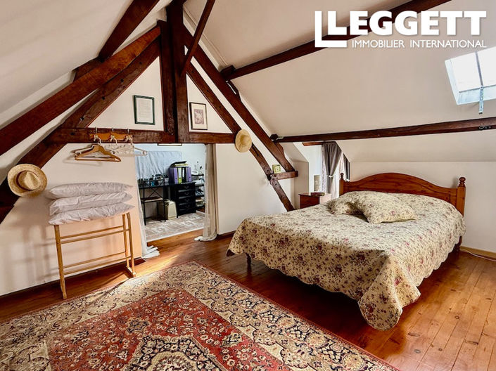 Image No.9-2 Bed House for sale