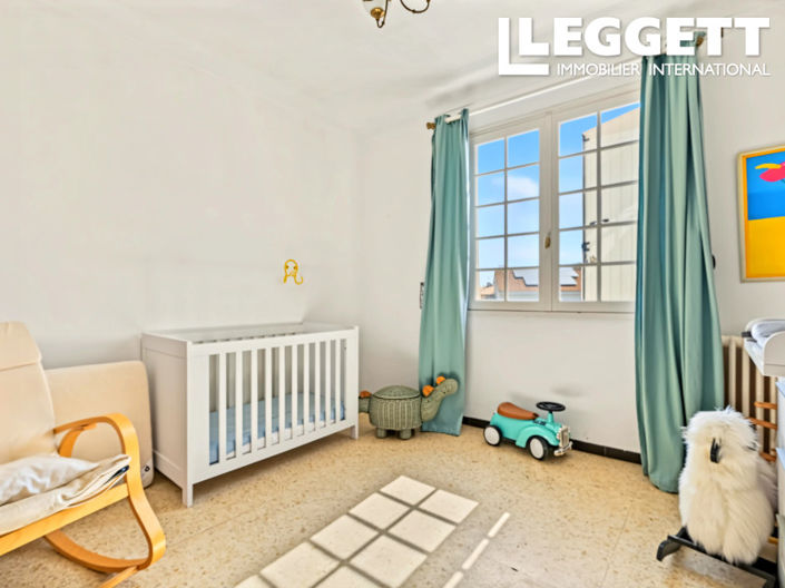 Image No.7-3 Bed House for sale