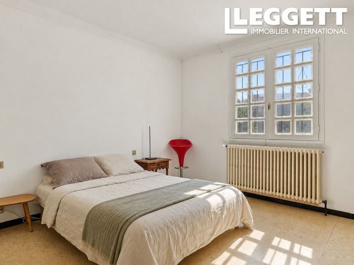 Image No.9-3 Bed House for sale