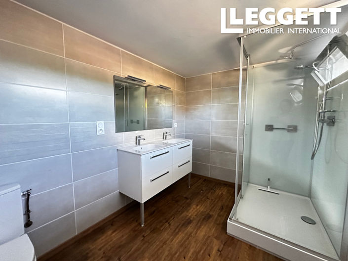 Image No.5-2 Bed House for sale