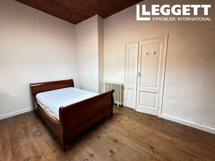 Image No.8-2 Bed House for sale