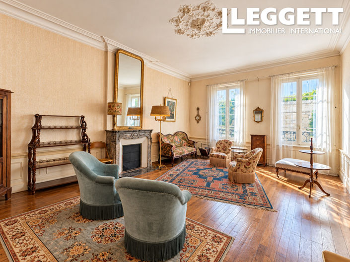 Image No.2-6 Bed House for sale