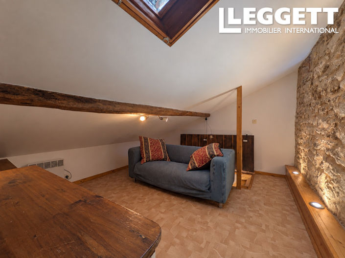 Image No.10-2 Bed House for sale