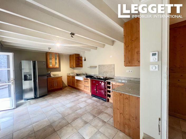 Image No.8-3 Bed House for sale