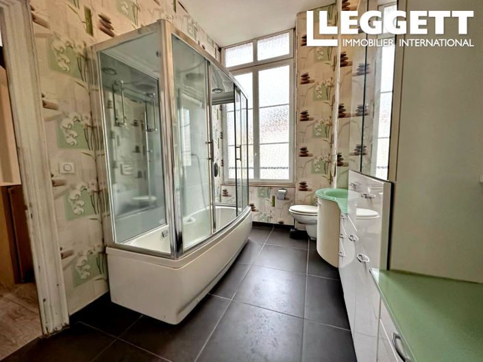 Image No.10-6 Bed House for sale