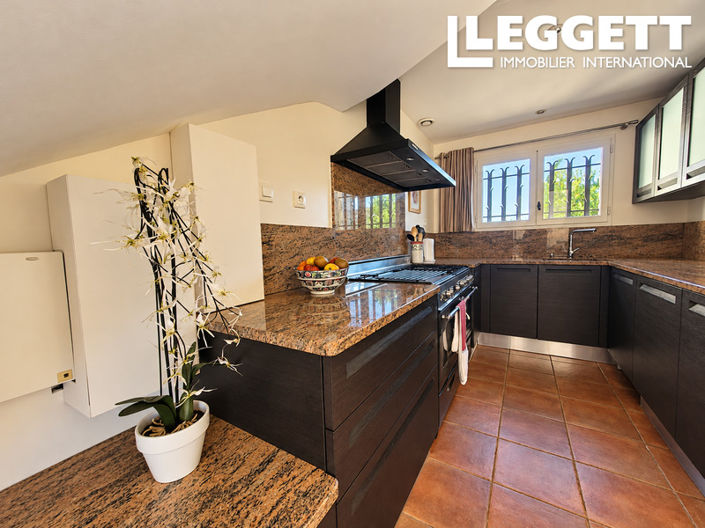 Image No.4-4 Bed House for sale
