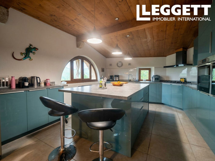 Image No.3-7 Bed House for sale
