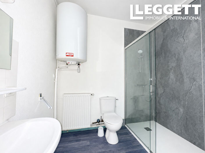 Image No.10-10 Bed House for sale