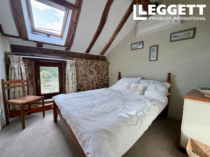 Image No.10-4 Bed House for sale