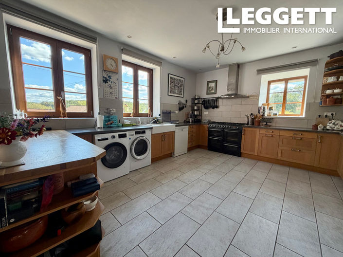 Image No.4-4 Bed House for sale