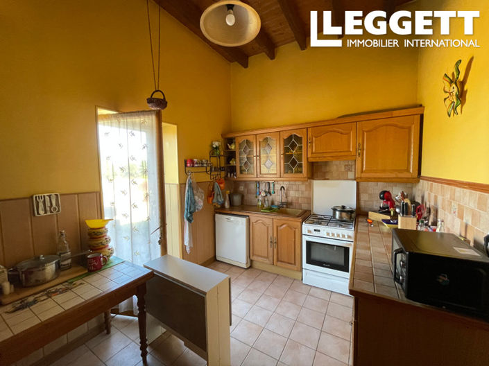 Image No.4-5 Bed House for sale