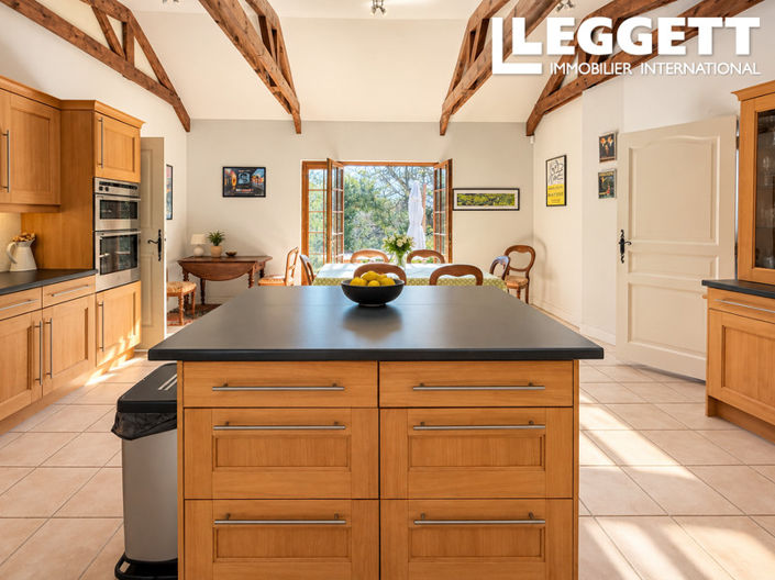 Image No.7-4 Bed House for sale