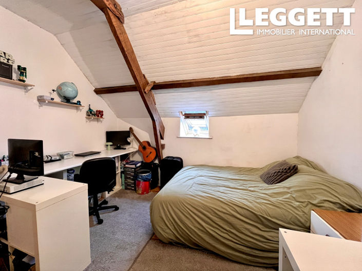Image No.8-3 Bed House for sale