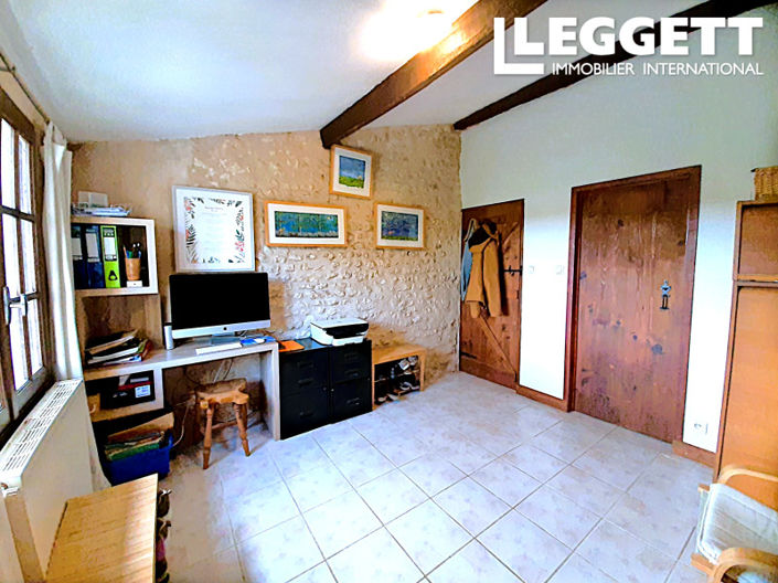 Image No.7-7 Bed House for sale