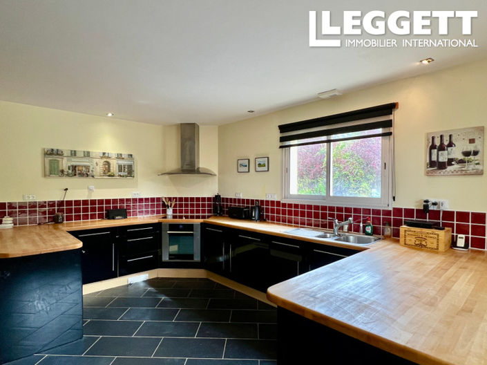 Image No.7-3 Bed House for sale