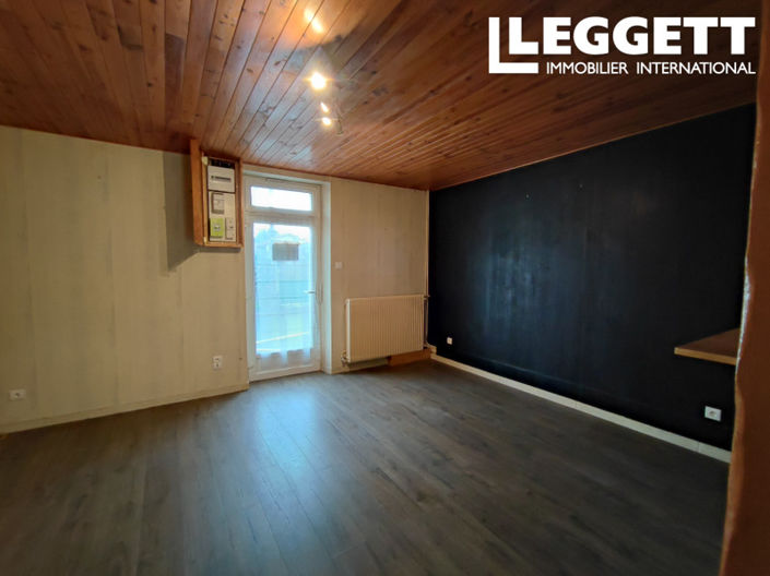 Image No.4-2 Bed House for sale