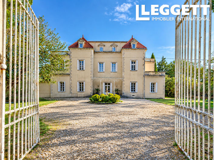 Image No.2-Châteaux de 9 chambres à vendre