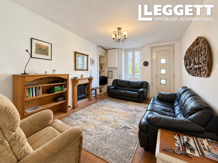 Image No.3-2 Bed House for sale