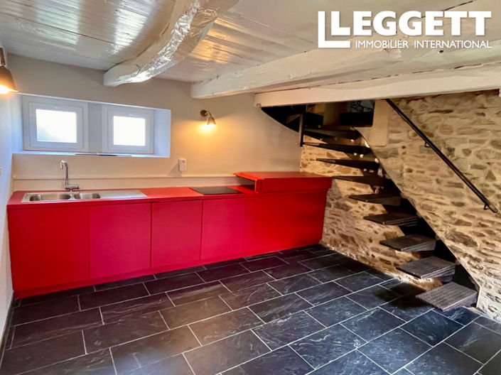 Image No.9-6 Bed House for sale