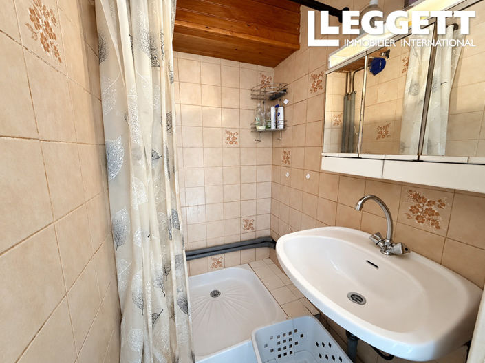 Image No.10-2 Bed House for sale