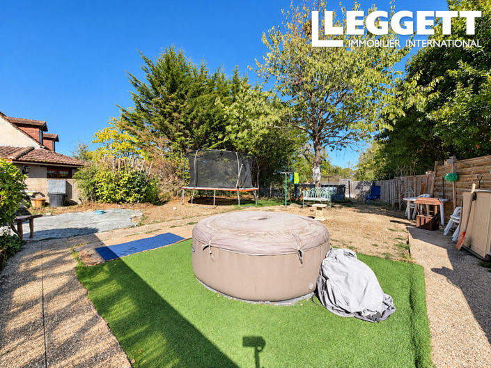 Image No.9-2 Bed House for sale
