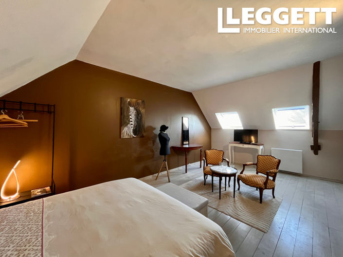 Image No.9-4 Bed House for sale