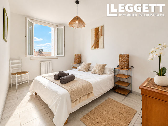 Image No.8-2 Bed Apartment for sale