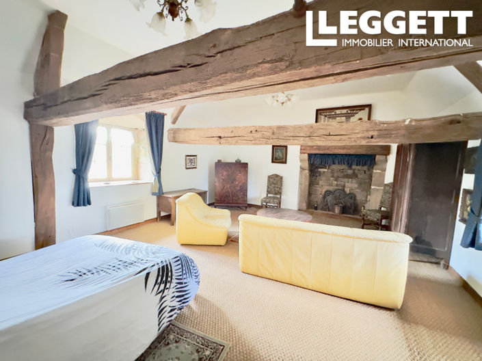Image No.8-9 Bed House for sale