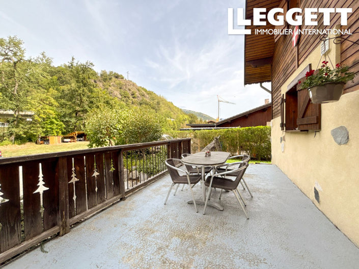 Image No.10-4 Bed House for sale
