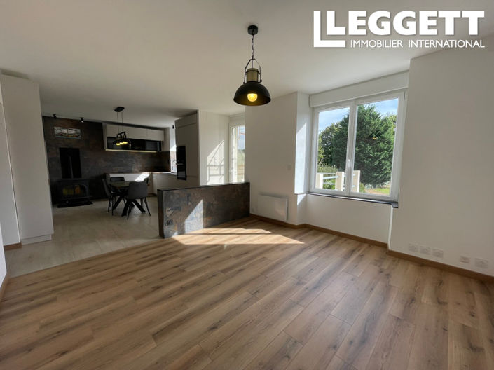 Image No.2-5 Bed House for sale