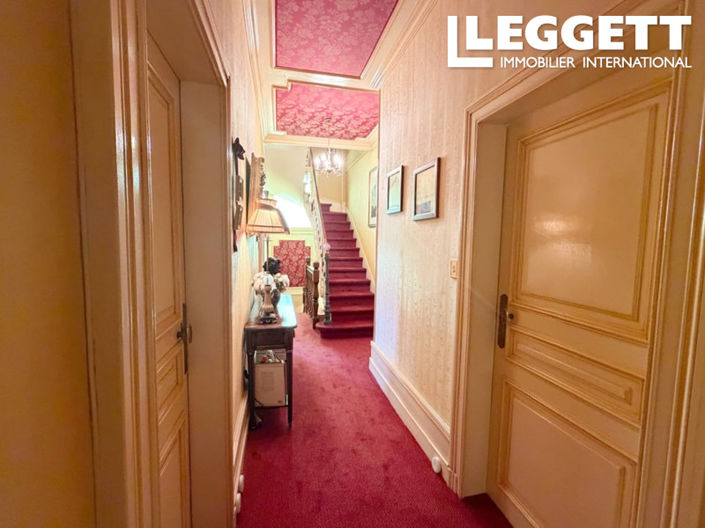 Image No.10-6 Bed House for sale