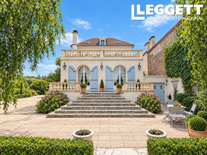 Image No.2-6 Bed House for sale
