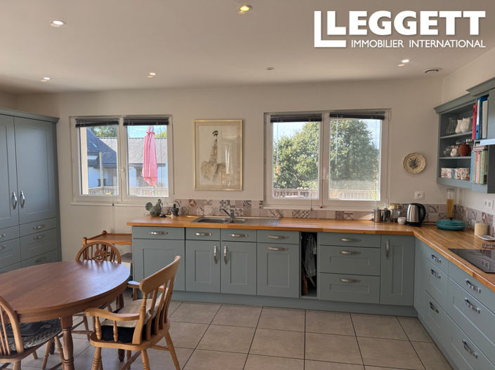 Image No.6-2 Bed House for sale