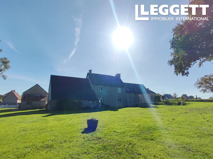 Image No.10-6 Bed House for sale