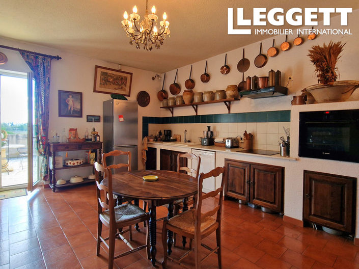 Image No.5-4 Bed House for sale