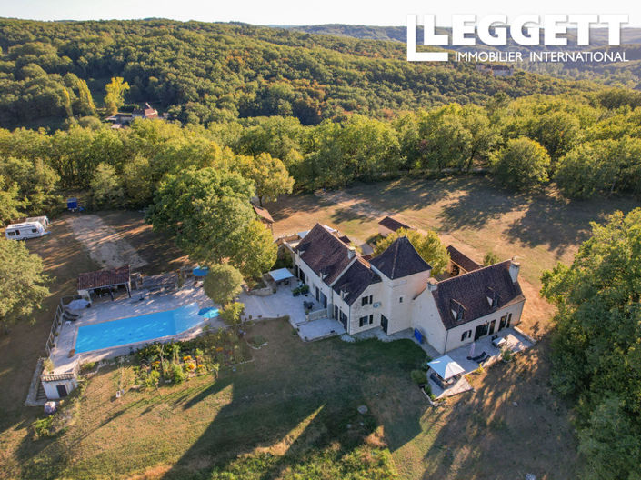 Image No.3-8 Bed House for sale