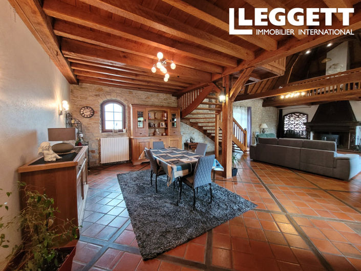 Image No.7-4 Bed House for sale