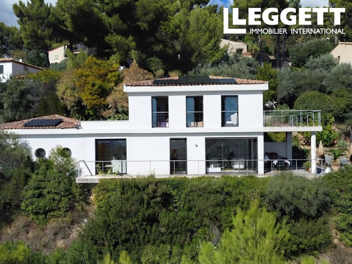 Image No.2-4 Bed House for sale